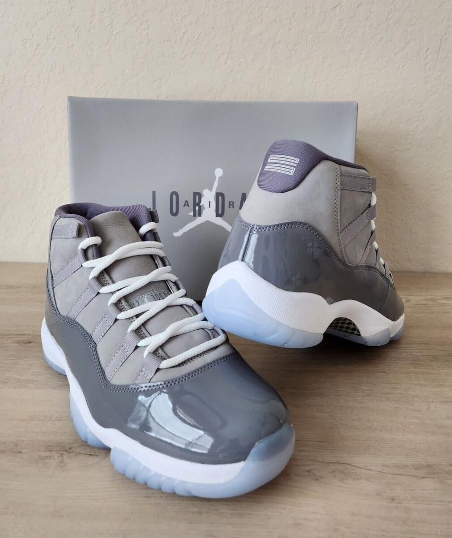 Air Jordan 11 Retro "Cool Grey" (2021).
