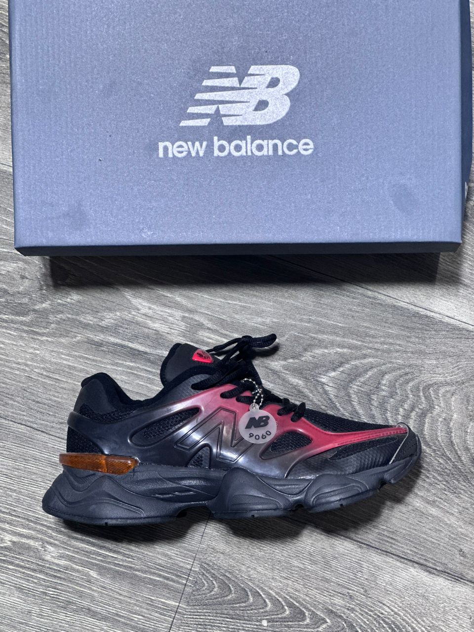 New Balance 9060 Triple