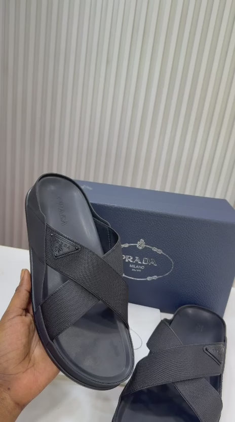 sandales Prada.