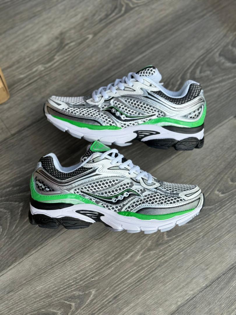 baskets Saucony ProGrid Omni 9 "Green Silver".