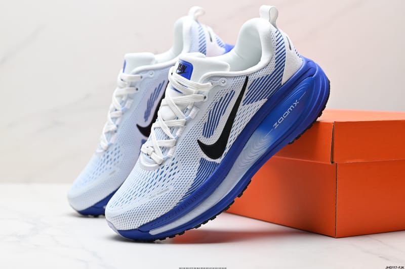 baskets Nike Vomero 18