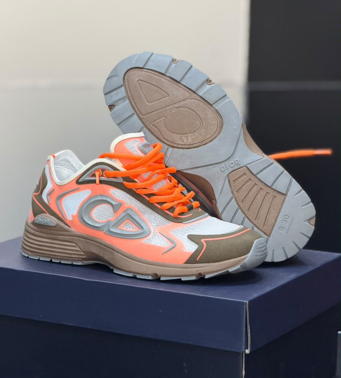 Dior B30 Countdown Tech