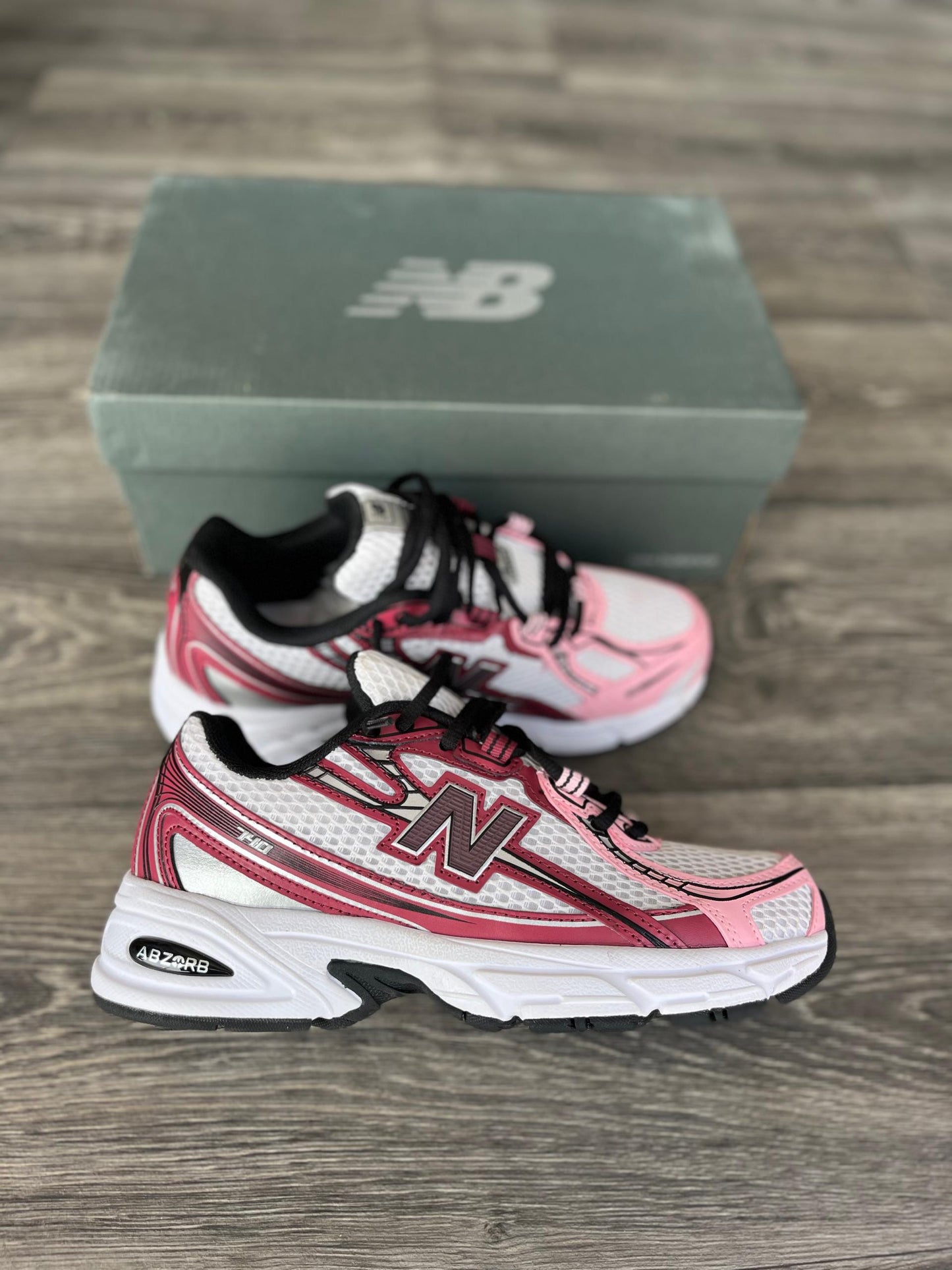 baskets New Balance 740