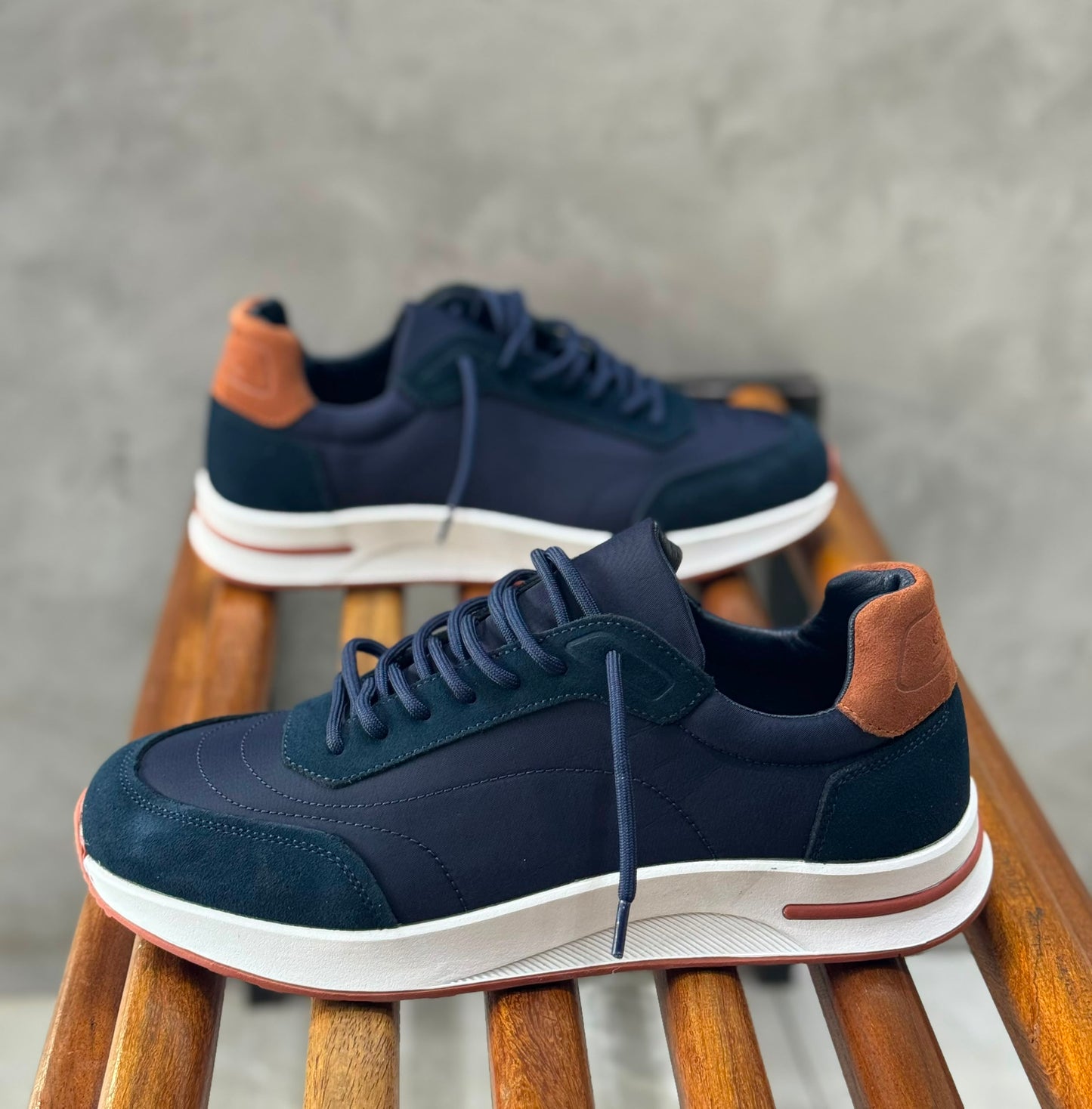 Loro Piana Week End Walk