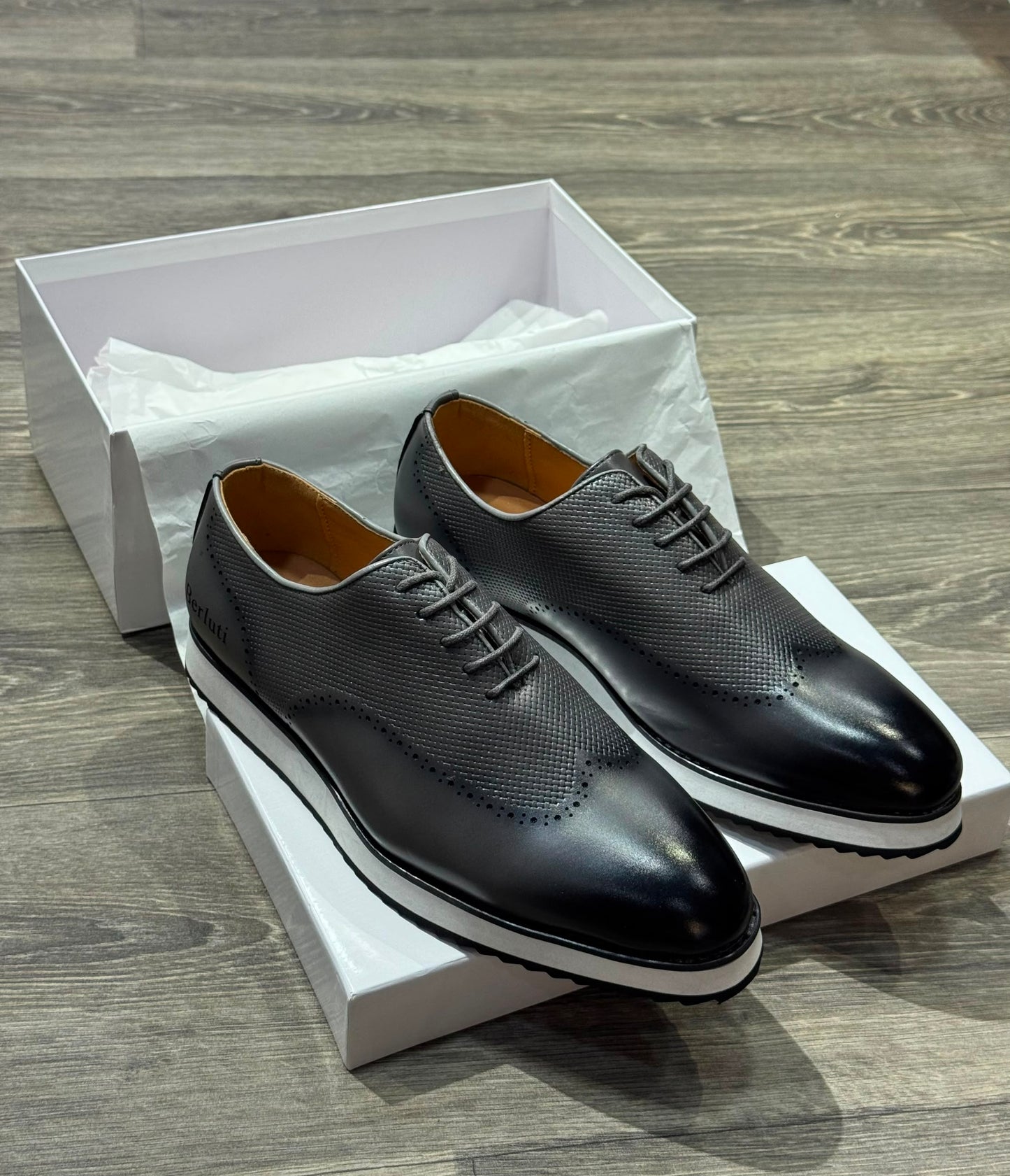 Berluti Oxford sneaker)