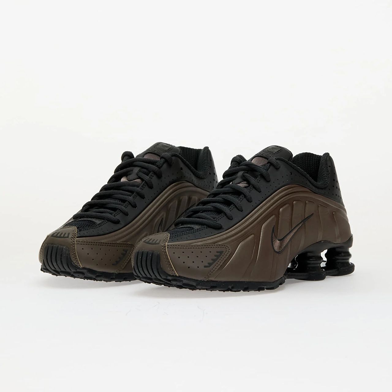 Nike Shox R4