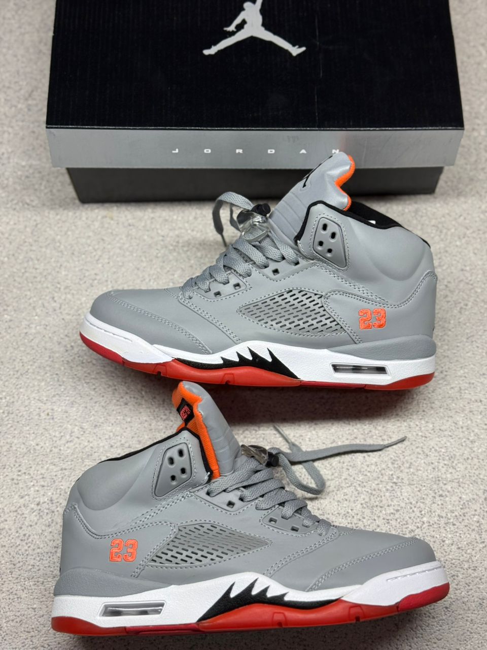 Nike Air Jordan 5 Retro