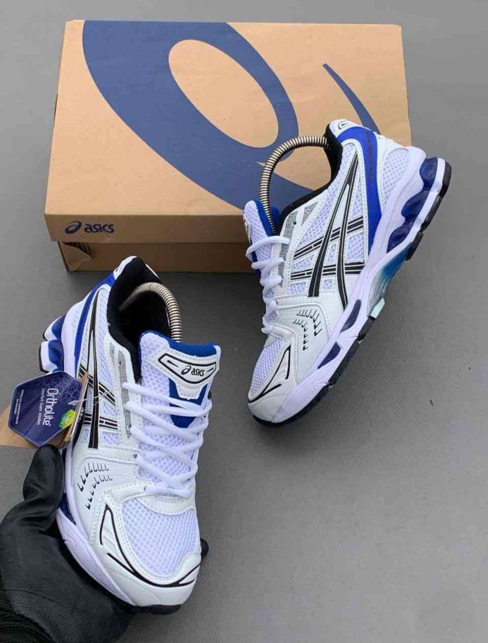 ASICS GEL-KAYANO 14,
