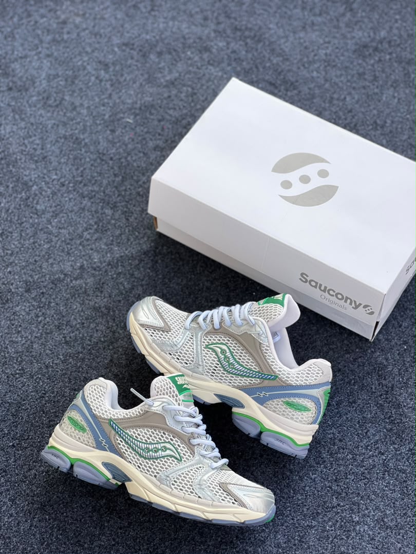 Saucony ProGrid Triumph 4,