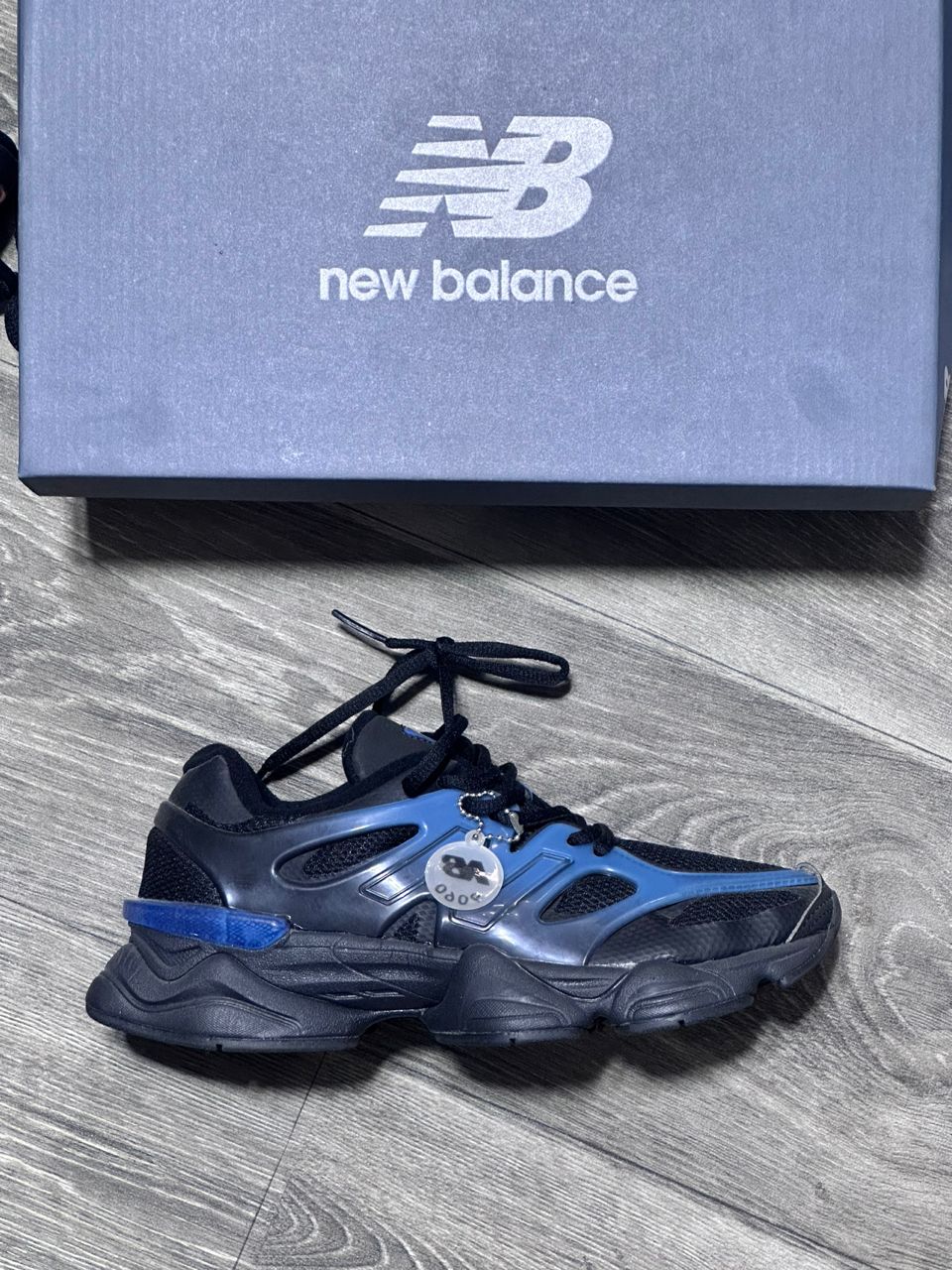 New Balance 9060 Triple