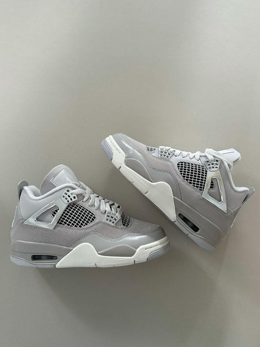 Air Jordan 4 Retro "Frozen Moments"