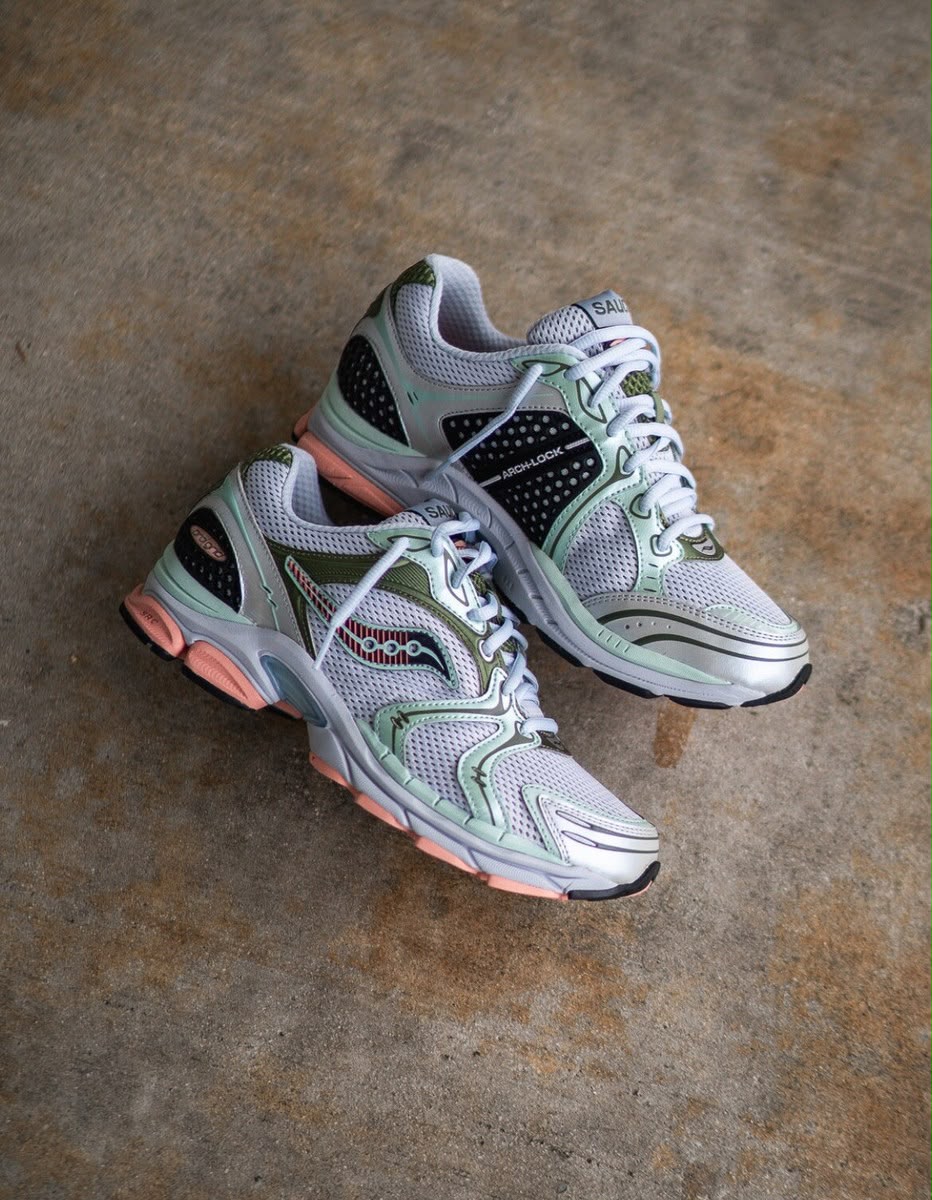 Saucony ProGrid Triumph 4