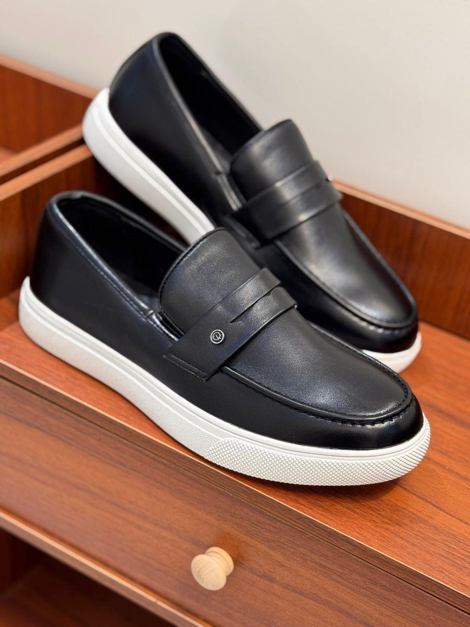 mocassins