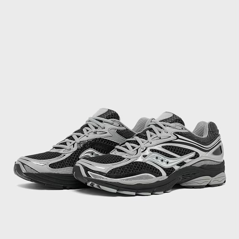 Saucony x Starcow ProGrid Omni 9,