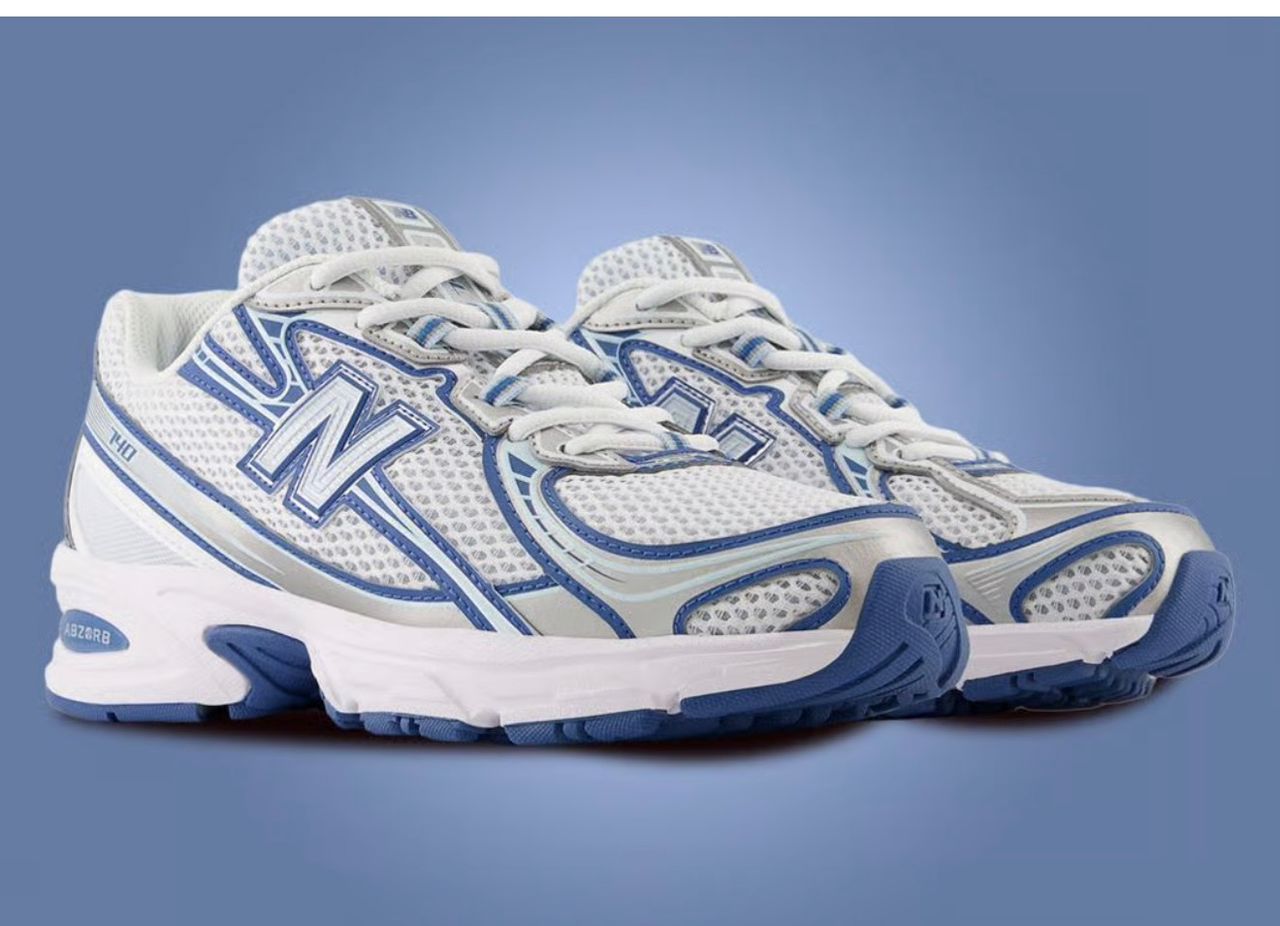 New Balance 740v2
