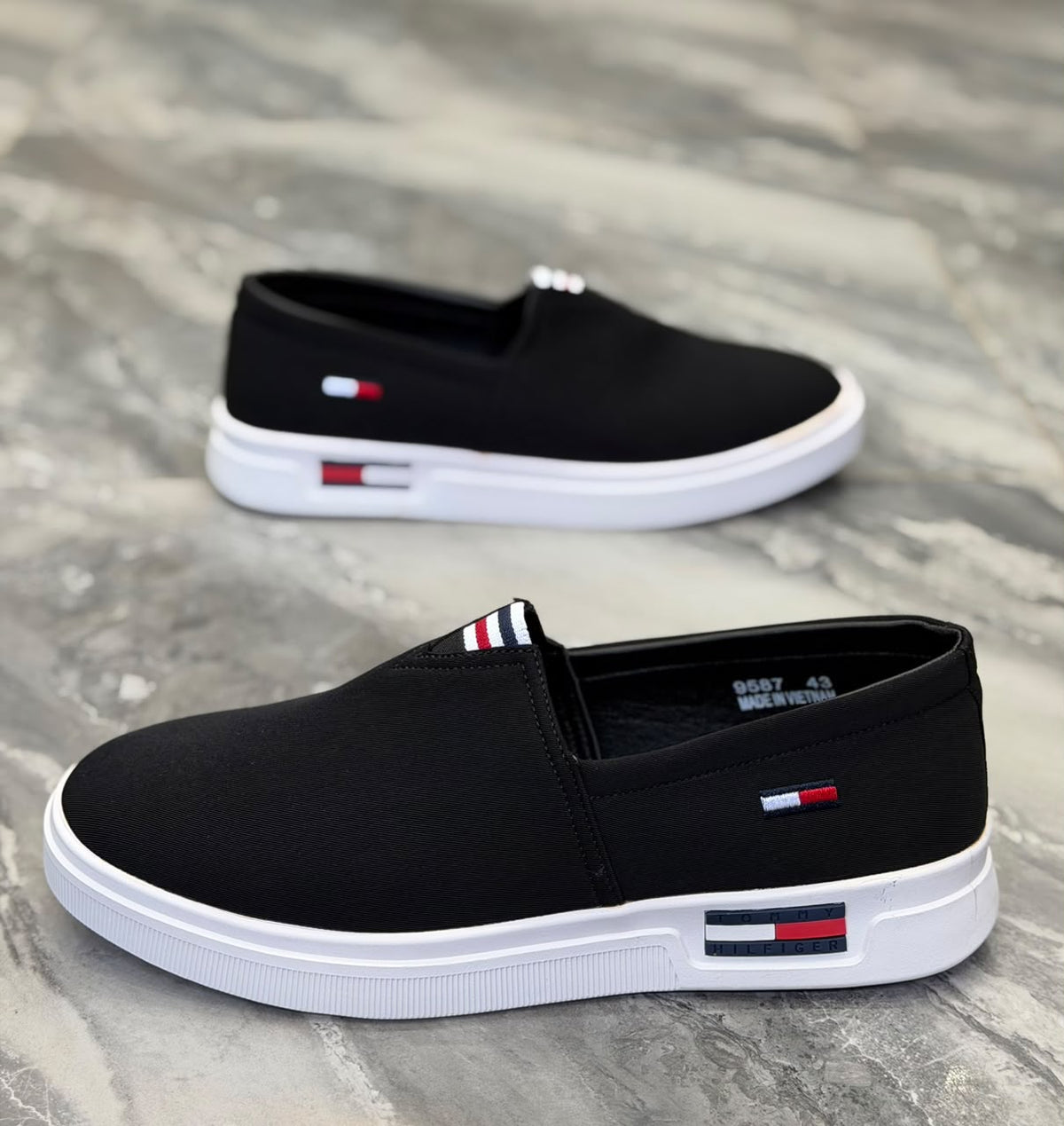 Tommy Hilfiger