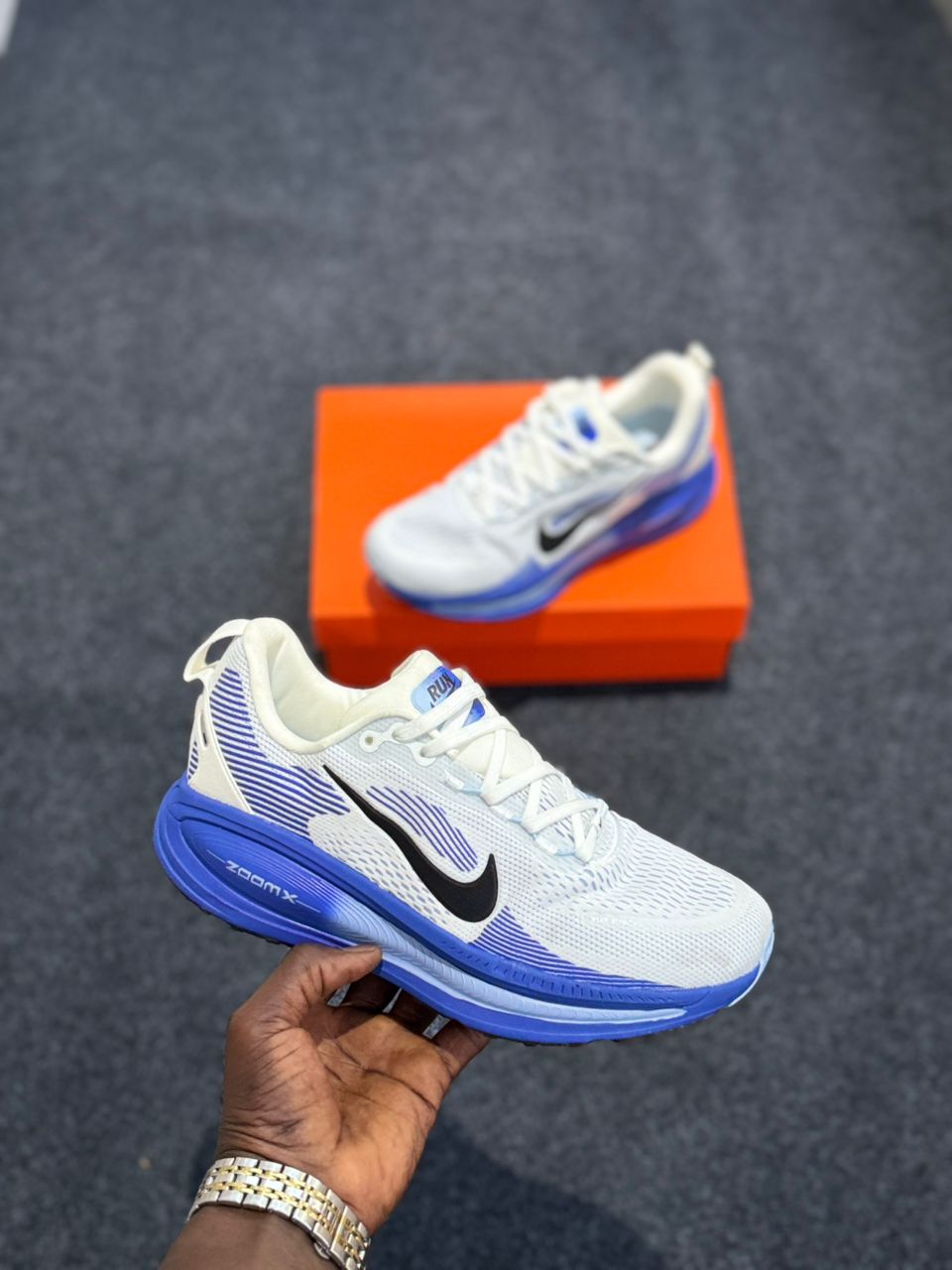 baskets Nike Vomero 18