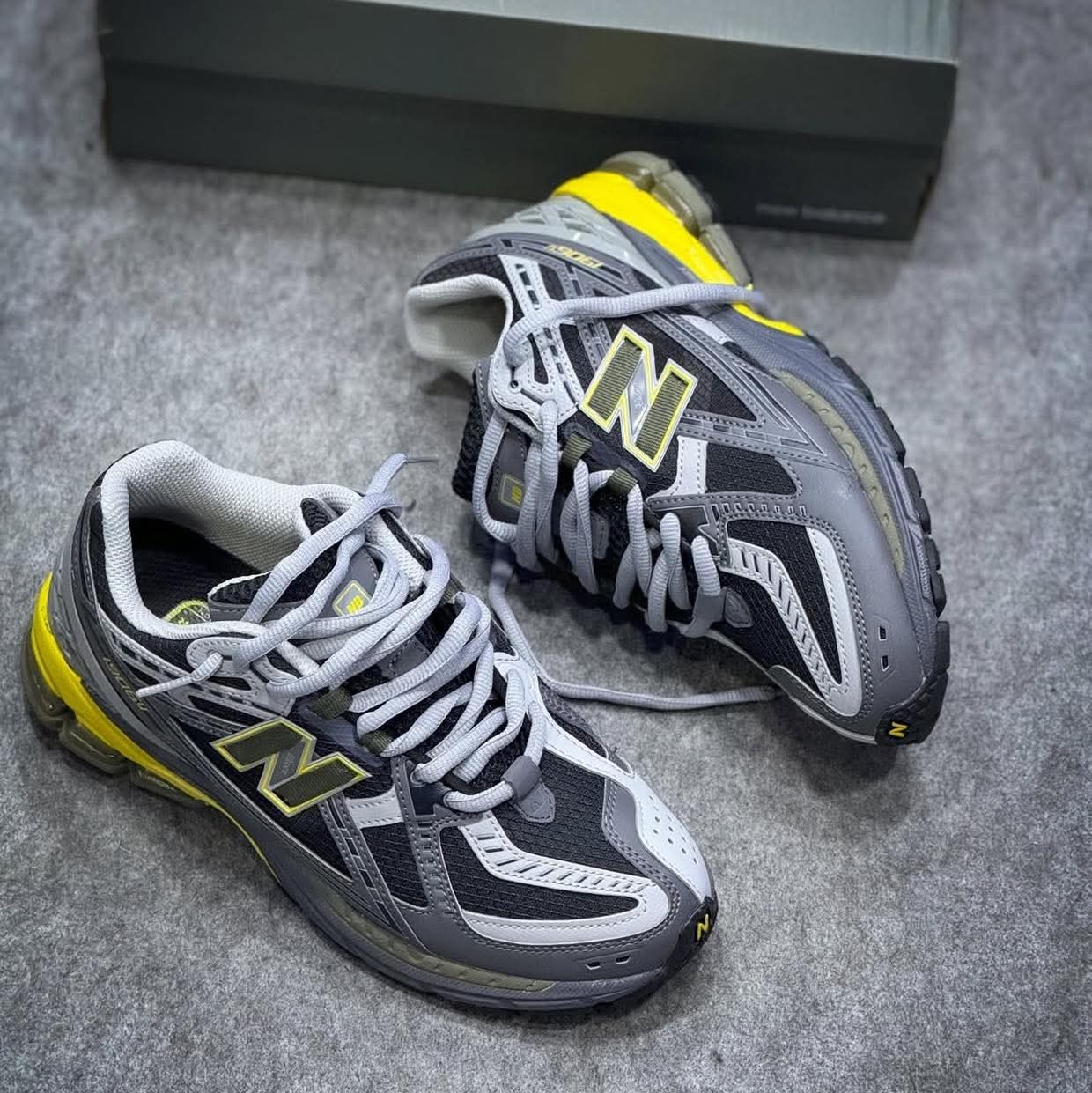 New Balance 1906