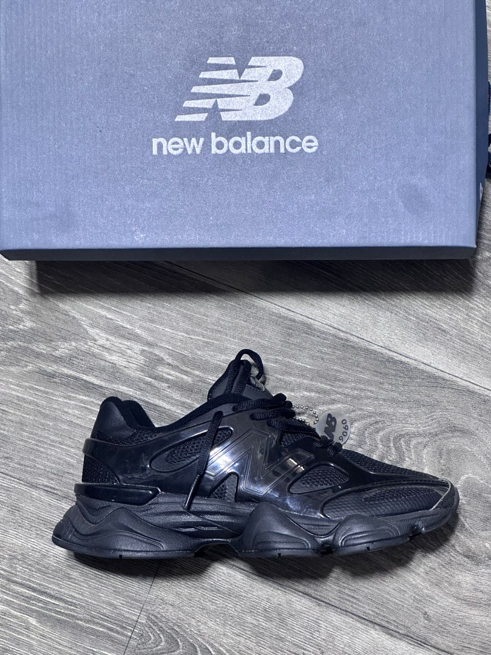 New Balance 9060 Triple