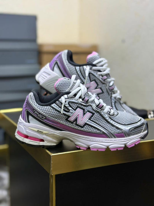 baskets New Balance 1906R.