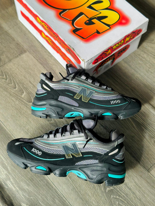 baskets New Balance 1000 'Black Teal' (ou 'Noir Sarcelle').
