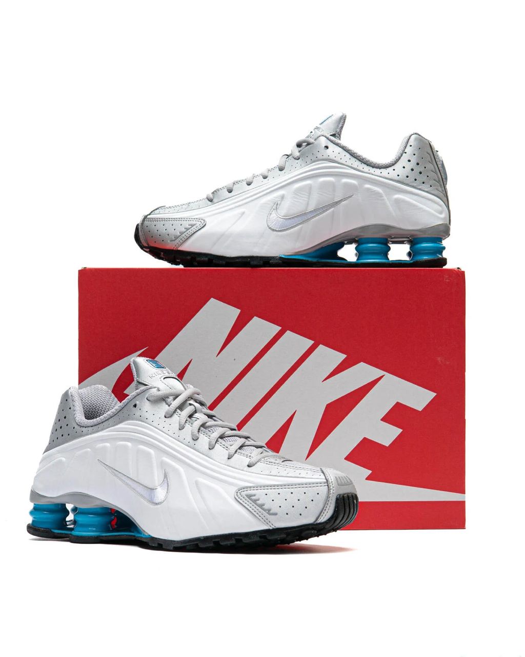 Nike Shox R4