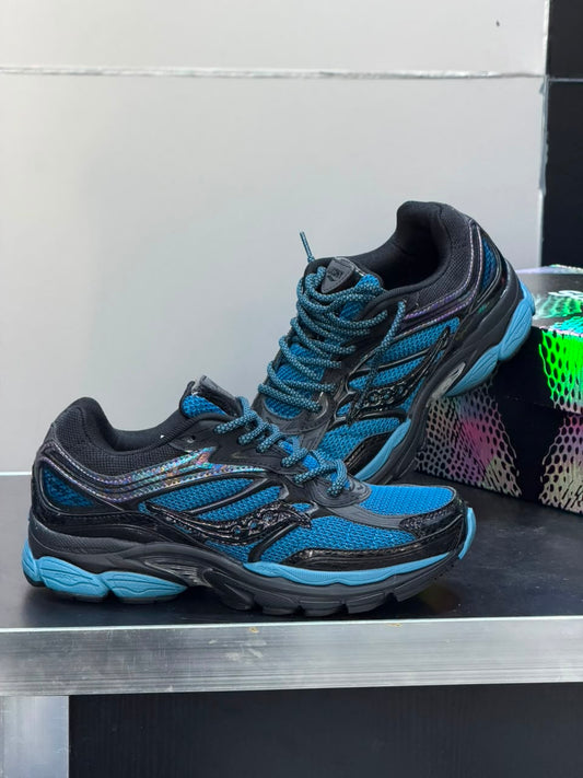 Saucony ProGrid Omni 9 "Black Glow"